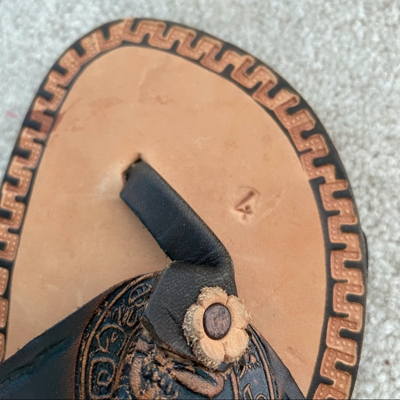 Tropical Island Flip Flops Sandals Tan 4 Unique - Picture 5 of 8